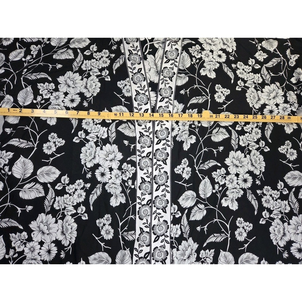 Cynthia Rowley Women 2X Reversible Floral Kimono Blouse Black White Boho Plus - Picture 7 of 9